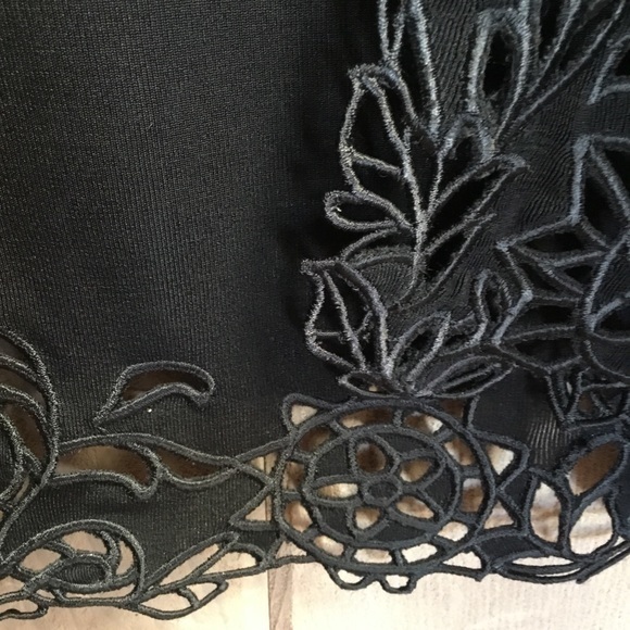 Beautiful and practical Chico’s travelers jacket - Picture 4 of 8